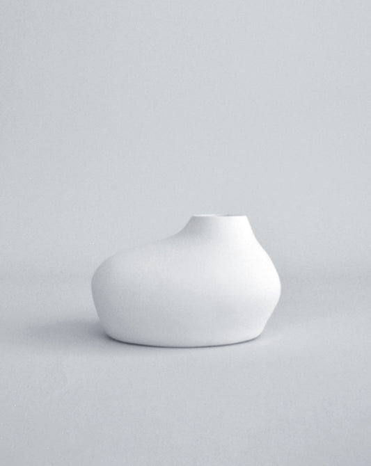 Smooth Sculpt Cloud Vase